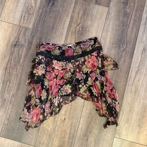 Y2K Floral Asymmetric Chiffon Skirt - Black with Pink Roses